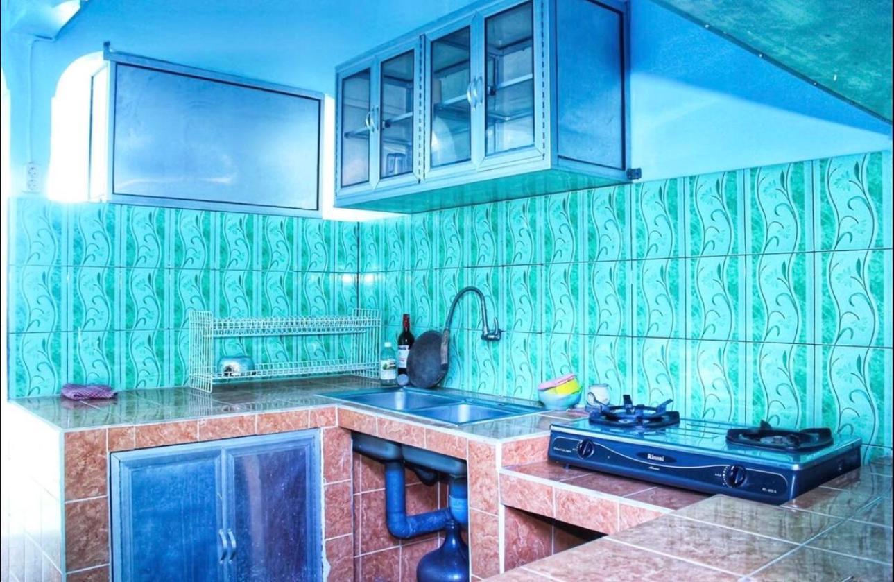 Appartamento Kj Purple House Senggigi Esterno foto